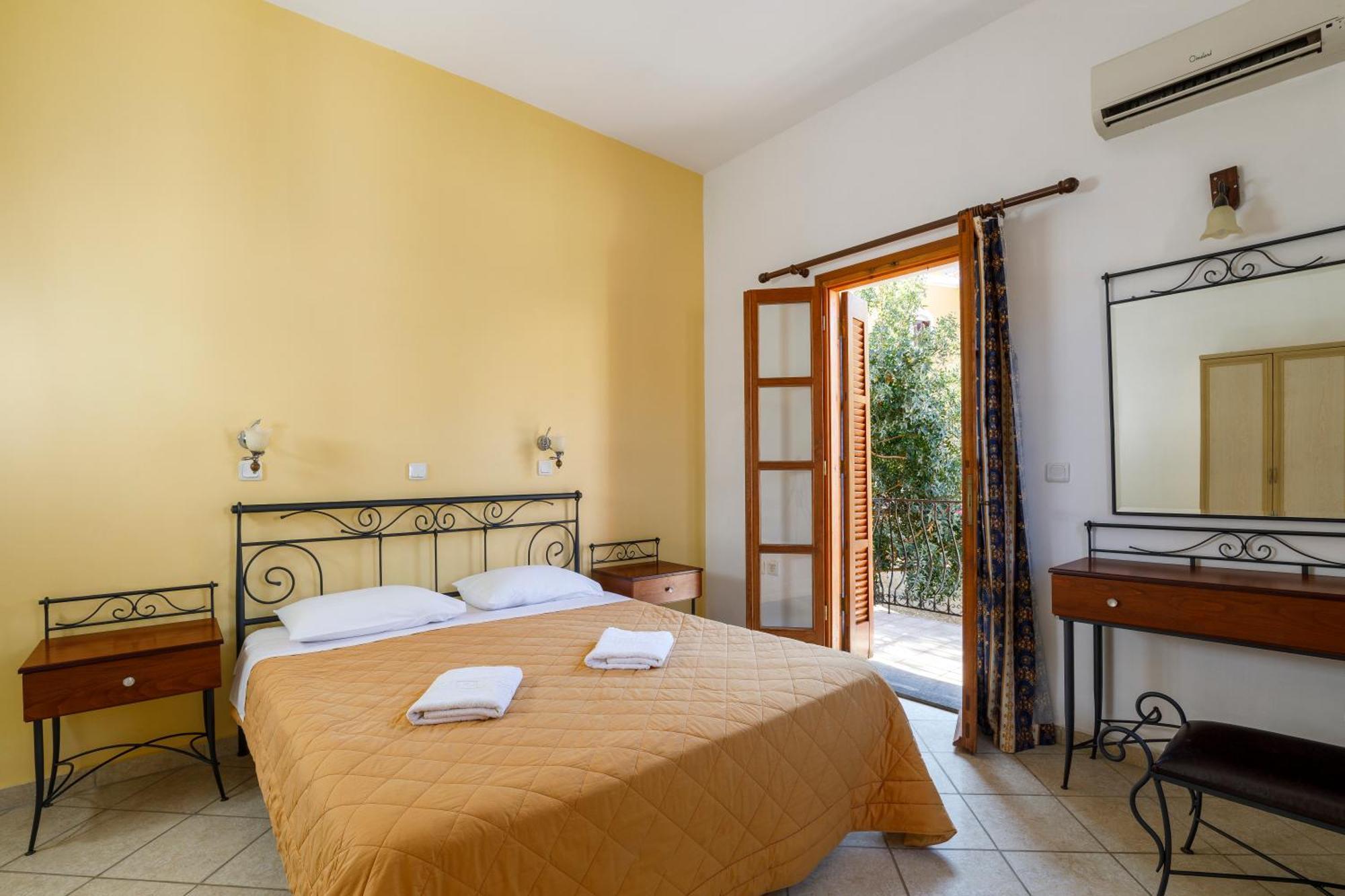 Opera House Hotel Symi Exterior foto