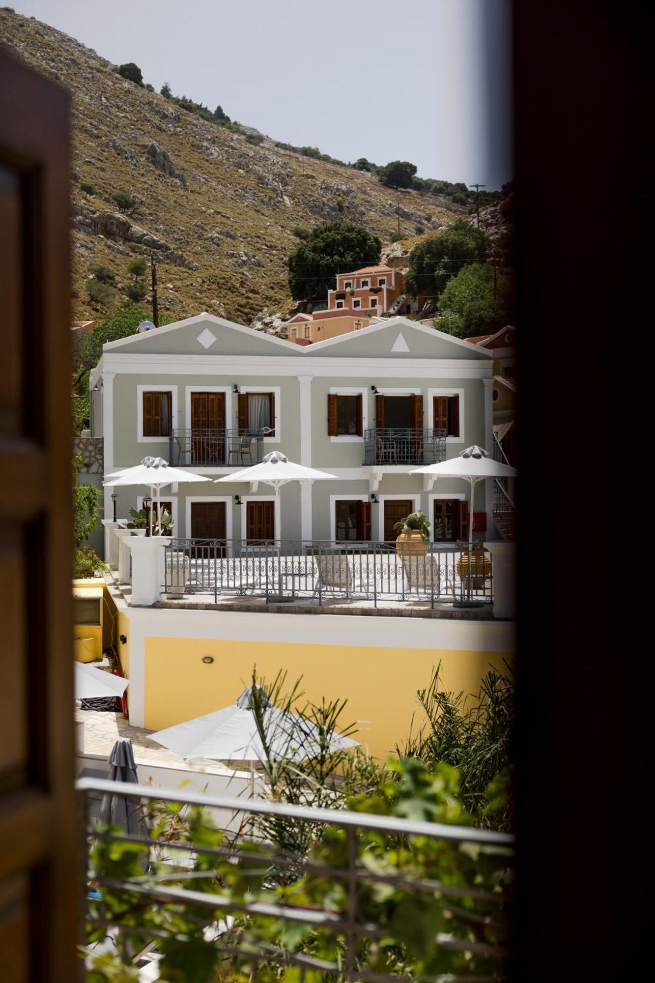 Opera House Hotel Symi Exterior foto