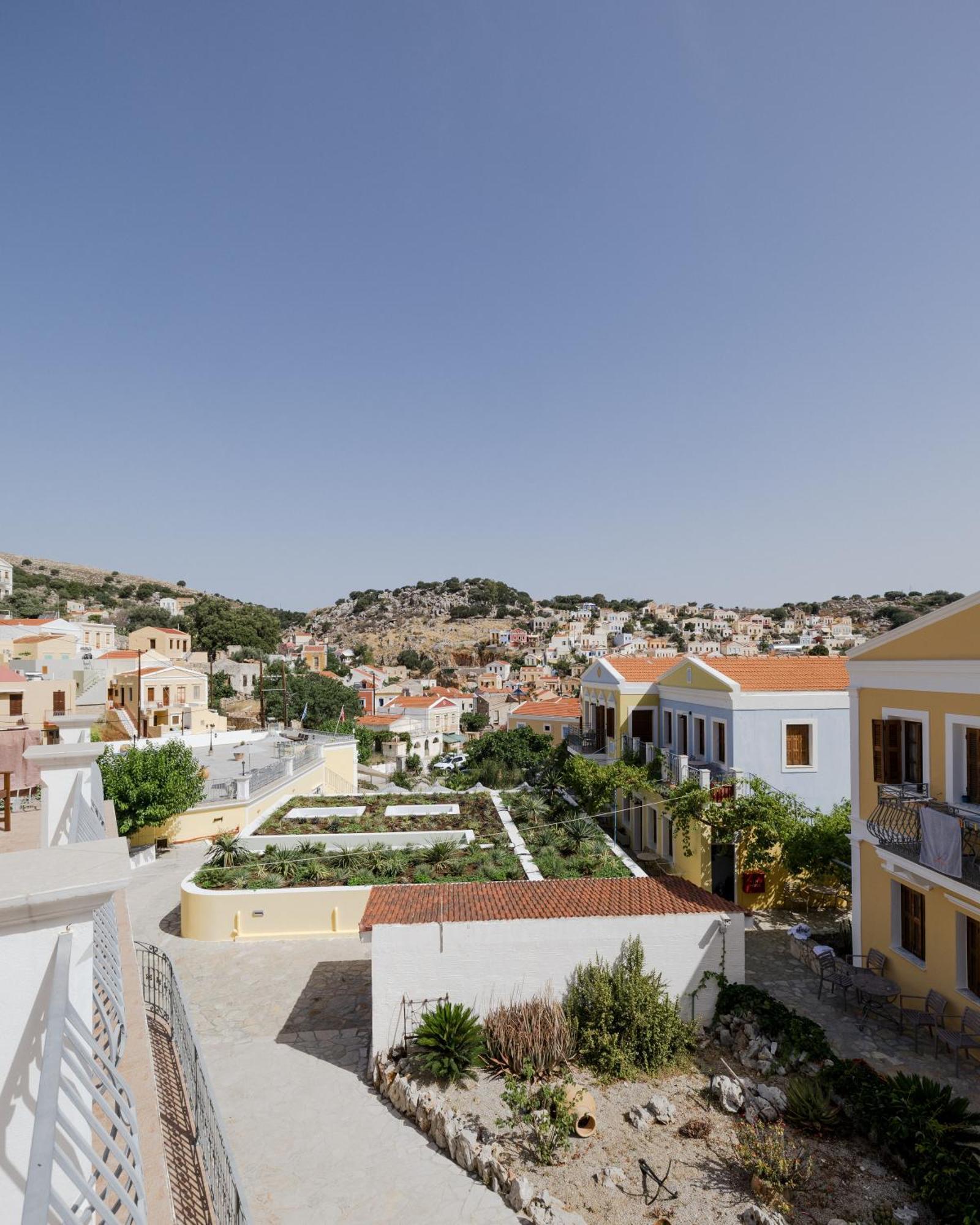 Opera House Hotel Symi Exterior foto
