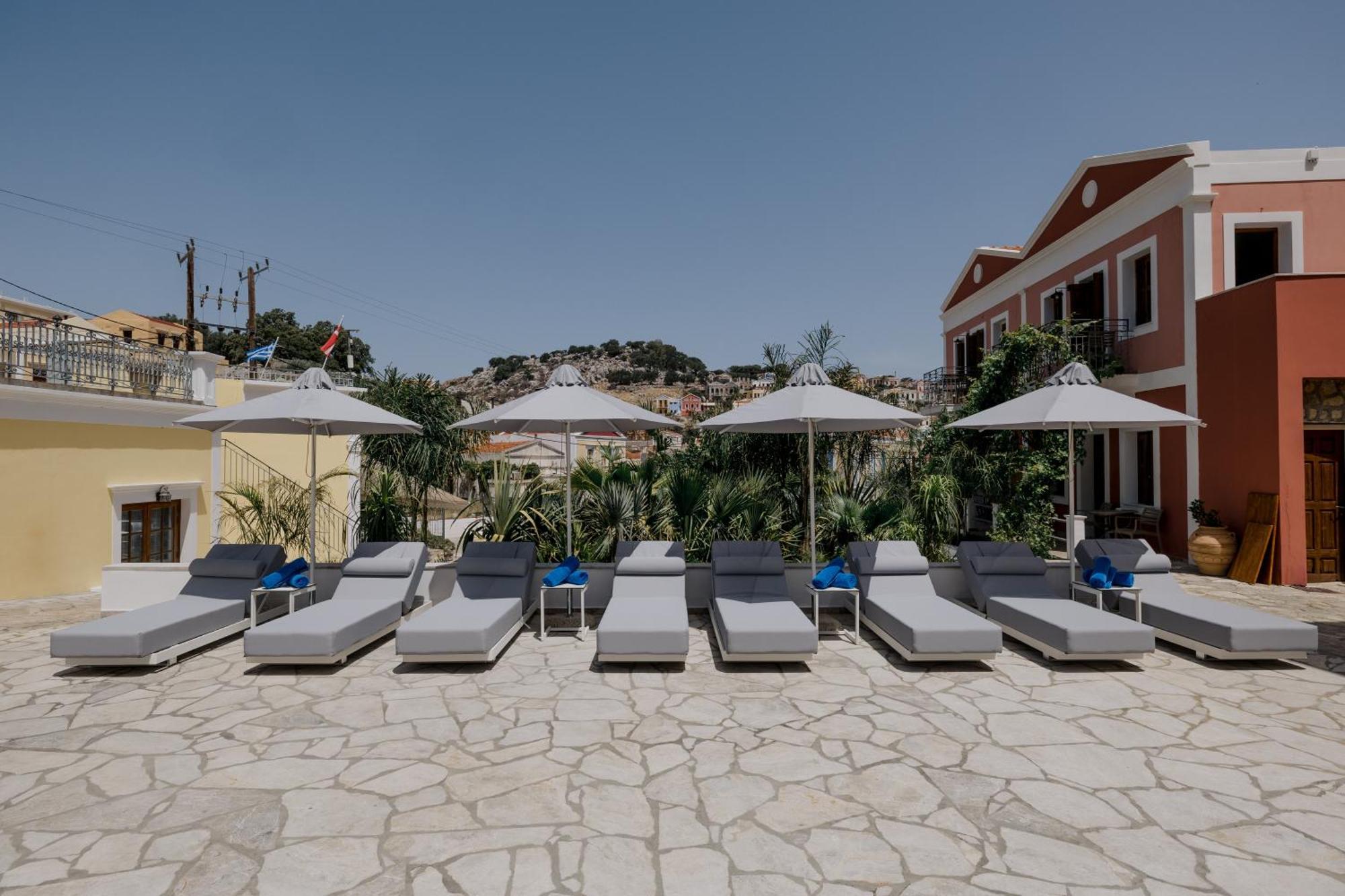 Opera House Hotel Symi Exterior foto